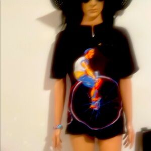 Black Graphic top with Cyclist Design  the Harlem Globetrotters black bottoms